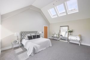 Photo 16- click for photo gallery